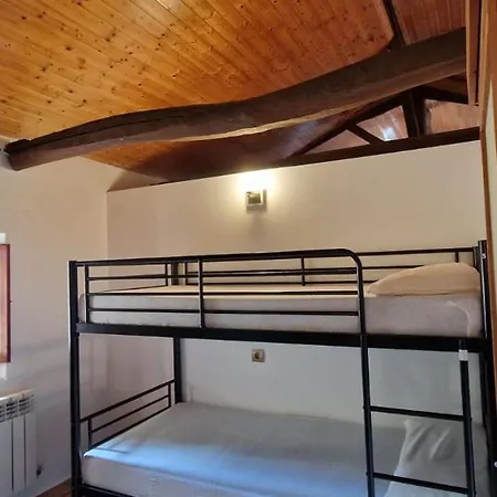 Laganares - Exclusivo Peregrinos Hostel *