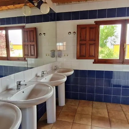 Laganares - Pilgrims - *