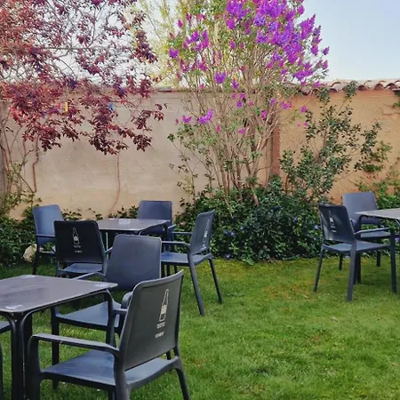 Laganares - Pilgrims -