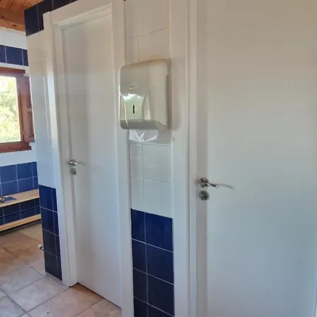 Laganares - Pilgrims - San Nicolas del Real Camino