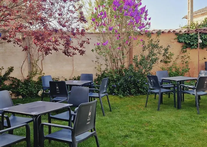 Laganares - Pilgrims -