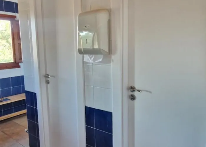 Laganares - Pilgrims - San Nicolas del Real Camino